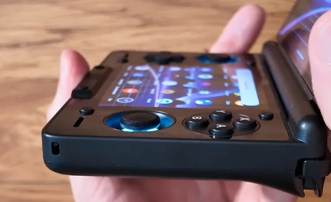 image-12 AYN Thor im Test: Dual-OLED-Clamshell mit Snapdragon 8 Gen 2 oder 865