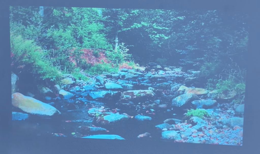 Screenshot-2026-01-03-233506-1024x610 Review: Wanbo X5 Pro (2025) – Der Preis-Leistungs-König für das Heimkino?