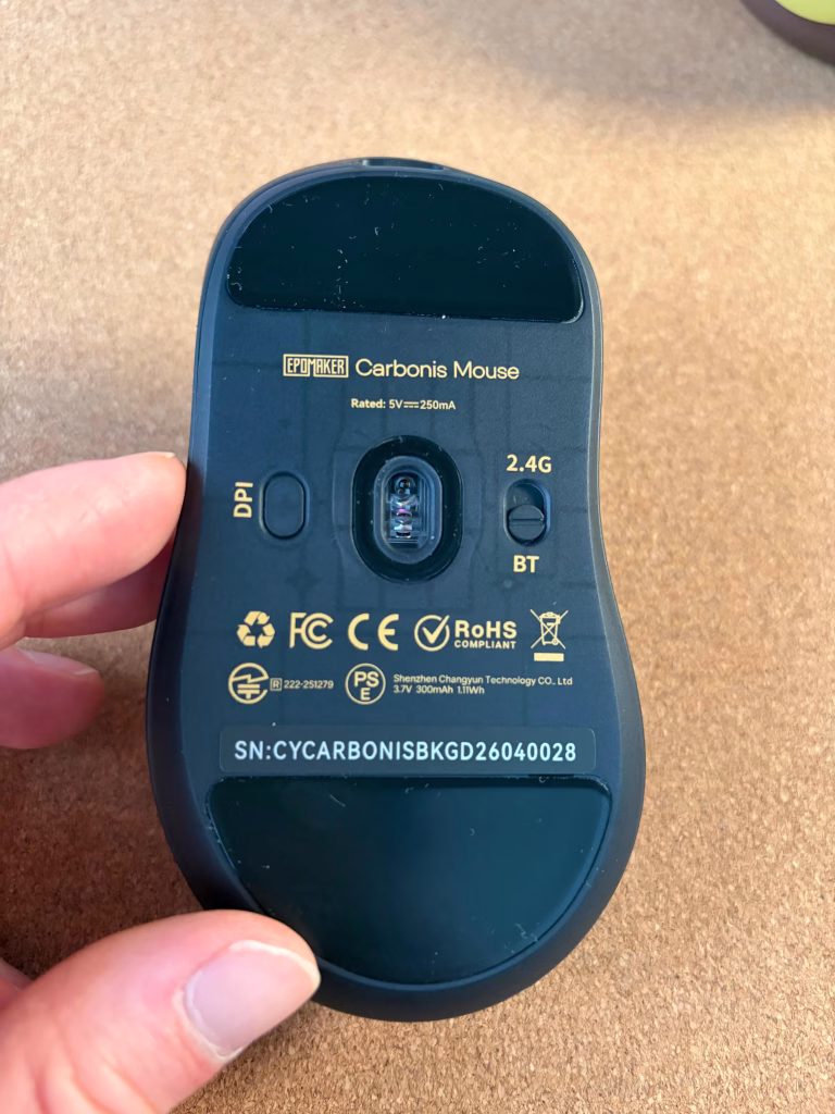 WhatsApp-Image-2026-05-09-at-17.22.25-6-768x1024 Epomaker Carbonis im Test: 50g Carbon-Leichtgewicht gegen Ergonomie-Riesen