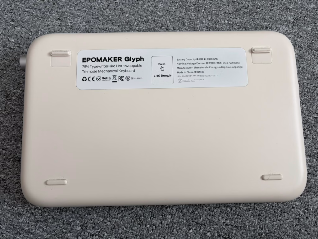 WhatsApp-Image-2026-05-18-at-16.28.59-4-1024x768 Epomaker Glyph – Retro-Schreibmaschine mit Display im Test