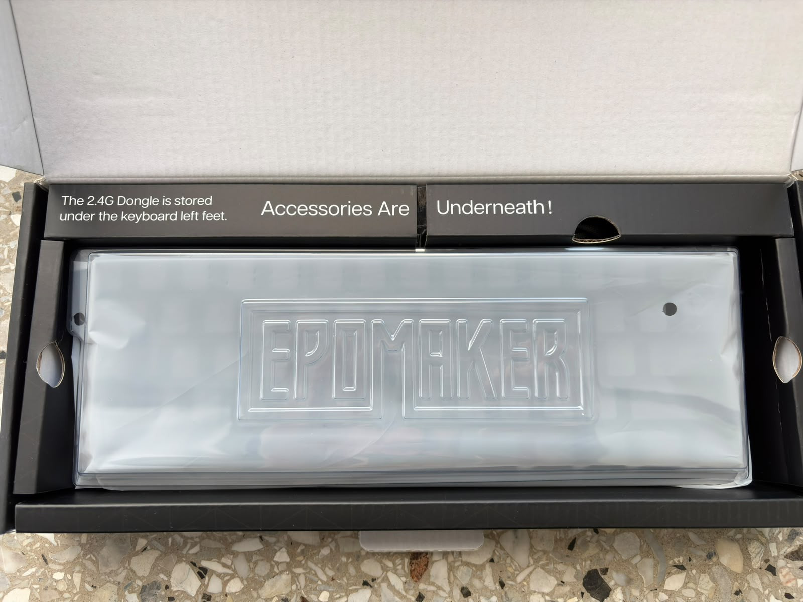 Epomaker HE60 im geöffneten Karton