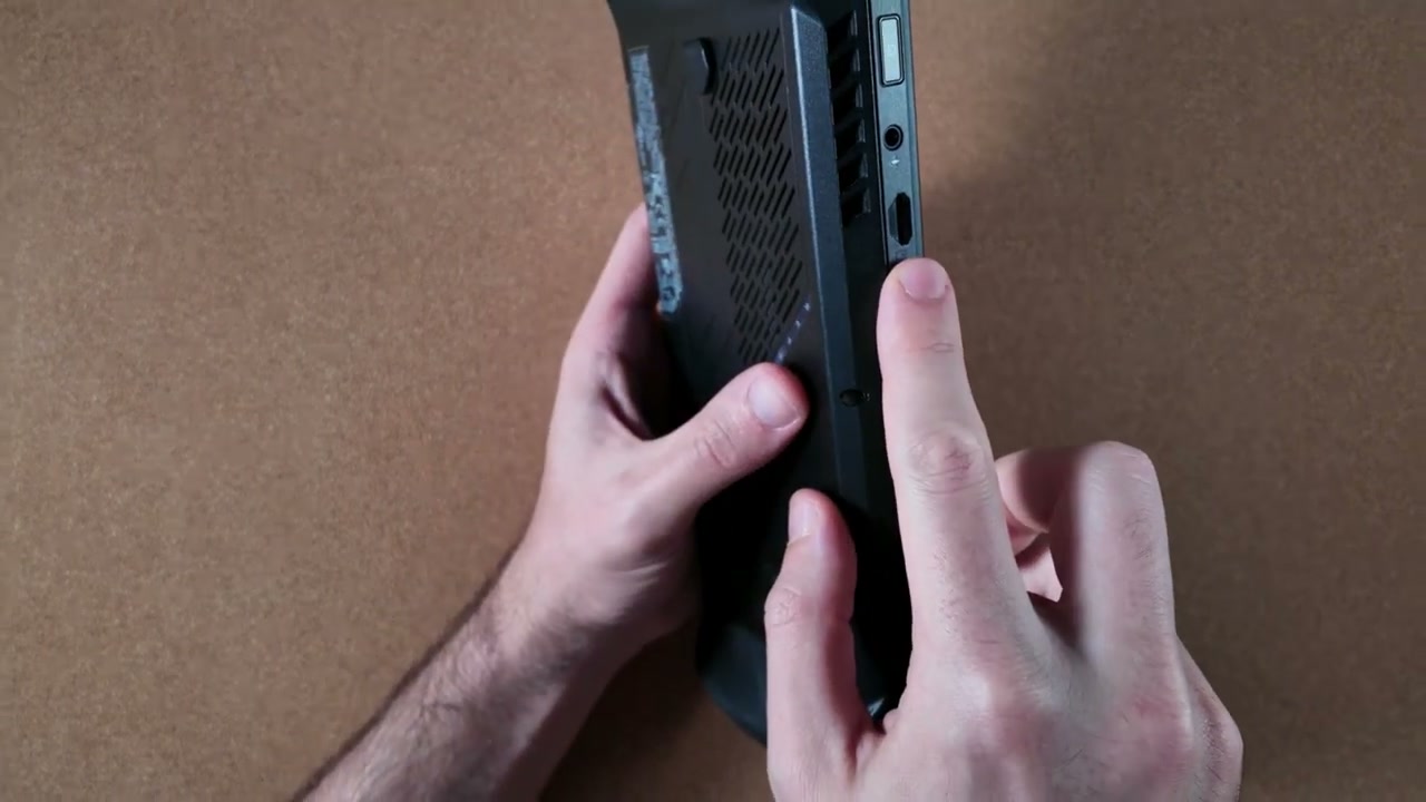 Anschlüsse an der Oberseite des ASUS ROG Ally X